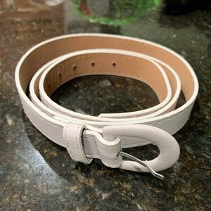 White fashion belt